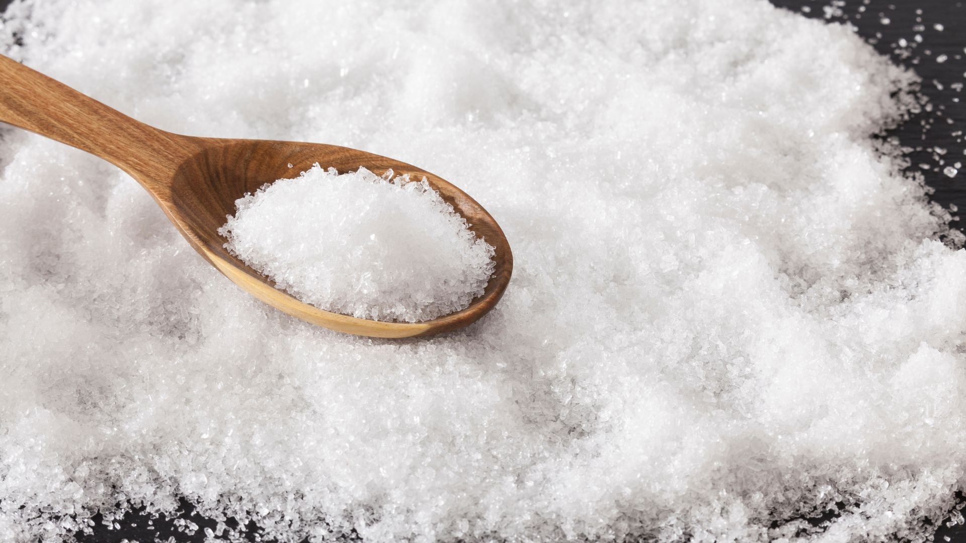 A Spoonful of Epsom Salt: Health Benefits in Every Pinch