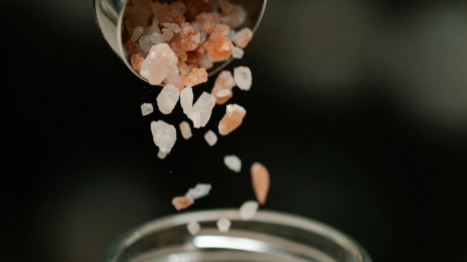 Science or Soak? Debunking the Myths About Epsom Salt